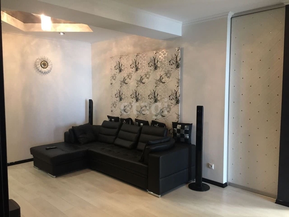 
   Продам 3-комнатную, 83 м², Партизанская ул, 2

. Фото 1.