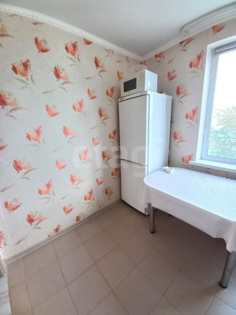 
   Продам 1-комнатную, 40 м², Юности пр-кт, 32

. Фото 2.