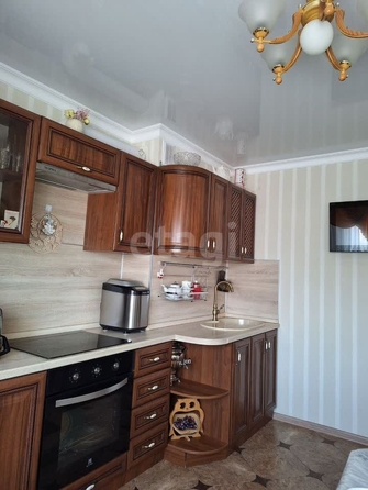 
   Продам 2-комнатную, 70.4 м², Серова ул, 478/4

. Фото 5.