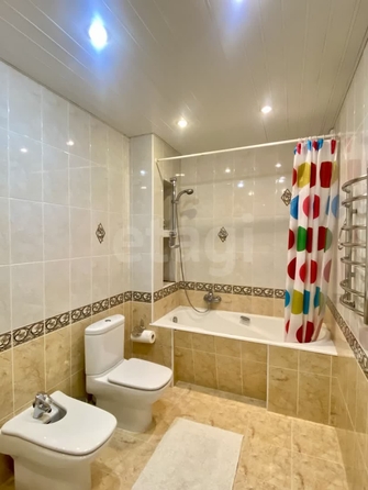 
   Продам 4-комнатную, 180 м², Ленина ул, 245

. Фото 14.