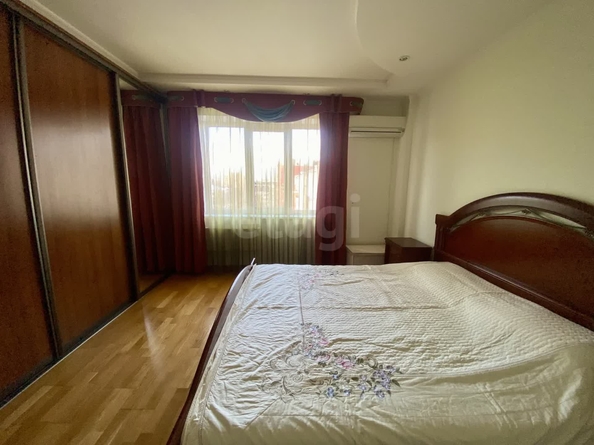 
   Продам 4-комнатную, 180 м², Ленина ул, 245

. Фото 19.