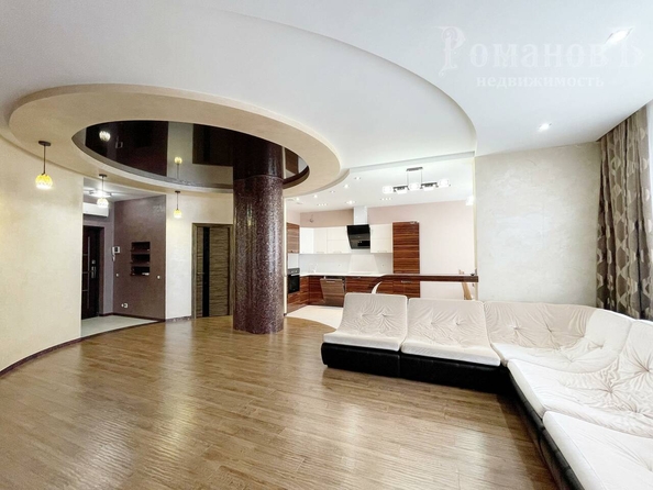 
   Продам 3-комнатную, 107.8 м², Пржевальского ул, 12

. Фото 1.