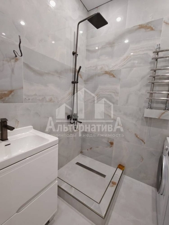 
  Продается 1-комн. квартира, 52.2 м², Октябрьская ул
. Фото 20.