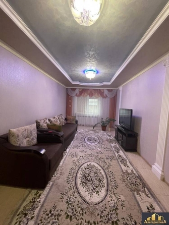 
  Продается 2-комн. квартира, 69 м², Цветочная ул
. Фото 1.