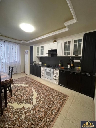 
  Продается 2-комн. квартира, 70 м², Цветочная ул
. Фото 2.
