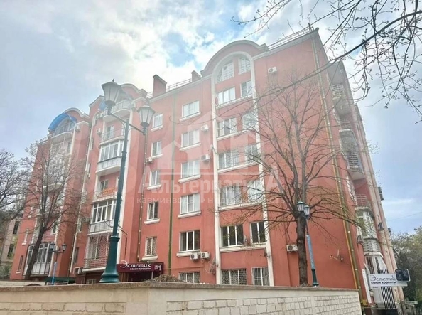 
  Продается 3-комн. квартира, 130 м², Широкая ул
. Фото 1.