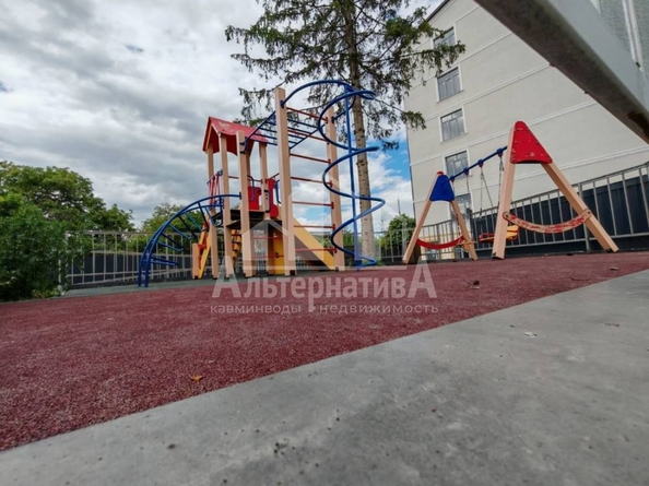 
  Продается 1-комн. квартира, 41.2 м², Октябрьская ул
. Фото 2.