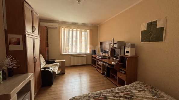 
  Продается 1-комн. квартира, 39.6 м², Родосская ул, д. 7
. Фото 1.