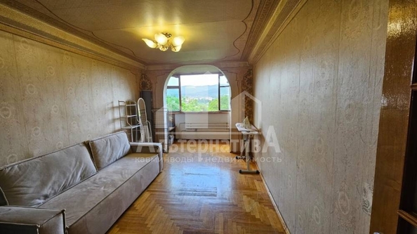 
  Продается 2-комн. квартира, 43 м², Андрея Губина ул
. Фото 7.