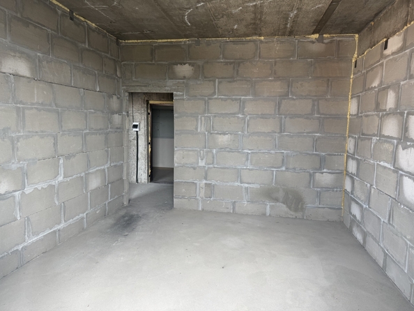 
  Продается 1-комн. квартира, 39 м², Пестова ул, д. 5
. Фото 2.