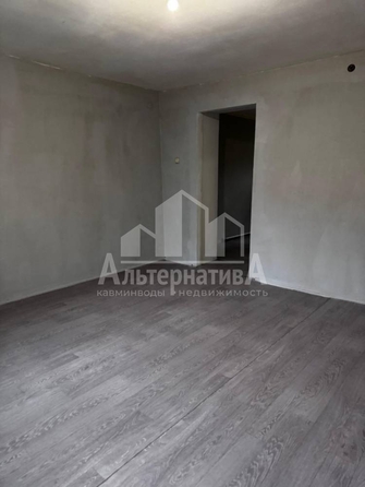 
  Продается 3-комн. квартира, 44 м², Артема ул
. Фото 3.