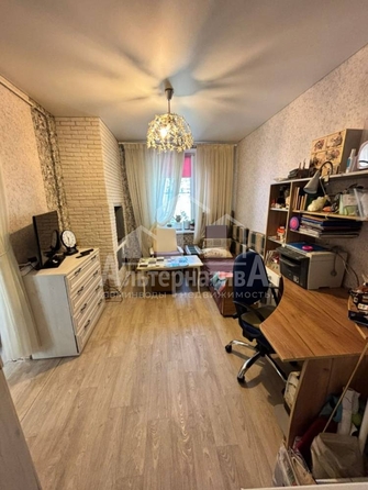 
  Продается 1-комн. квартира, 35 м², Гагарина ул
. Фото 4.