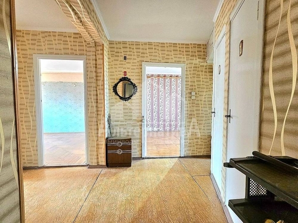 
  Продается 3-комн. квартира, 64.3 м², Свердлова ул
. Фото 4.