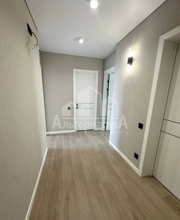 
  Продается 2-комн. квартира, 68.1 м², Окопная ул
. Фото 10.