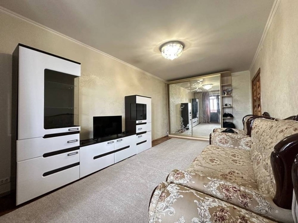 
  Продается 3-комн. квартира, 76 м², Водопойная ул
. Фото 3.