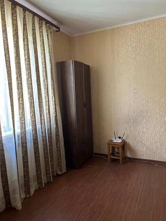 
  Продается 1-комн. квартира, 50 м², Есенина ул, д. 9
. Фото 5.