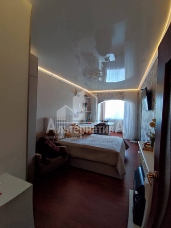 
  Продается 3-комн. квартира, 92 м², Западная ул
. Фото 7.