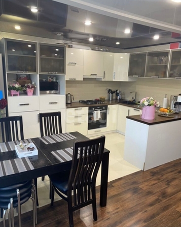 
  Продается 3-комн. квартира, 80 м², М.Морозова ул, д. 105
. Фото 2.