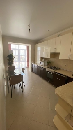 
  Продается 2-комн. квартира, 57 м², Гоголя ул, д. 38/1
. Фото 9.