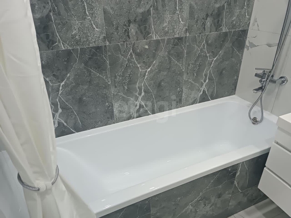 
  Сдается 1-комн. квартира, 40 м², 45 Параллель ул, д. 83
. Фото 17.