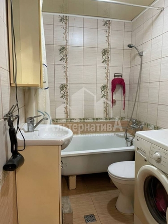 
  Продается 1-комн. квартира, 27 м², Свердлова ул
. Фото 9.