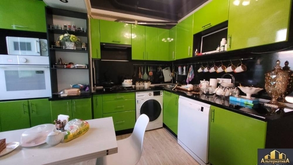 
  Продается 3-комн. квартира, 74 м², Героев Медиков ул
. Фото 2.