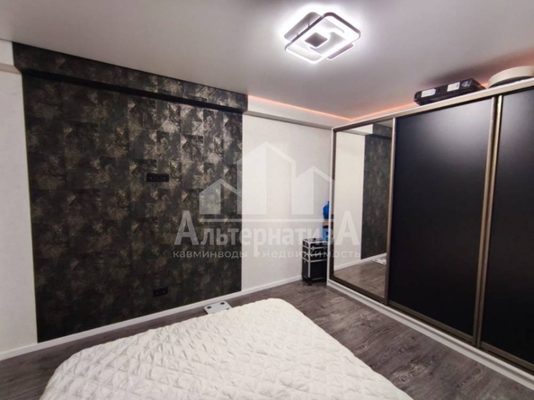 
  Продается 1-комн. квартира, 36 м², Никольская ул
. Фото 10.