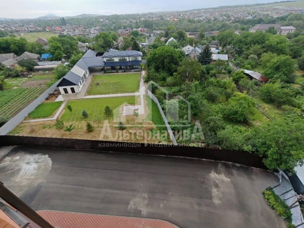
  Продается 2-комн. квартира, 66.5 м², Октябрьская ул
. Фото 9.