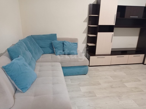 
  Сдается 1-комн. квартира, 43 м², Л.Толстого ул, д. 25
. Фото 1.