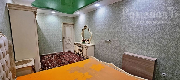 
  Продается 3-комн. квартира, 79.7 м², Пирогова ул, д. 72
. Фото 13.