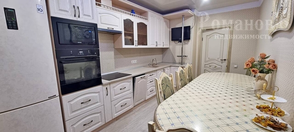 
  Продается 3-комн. квартира, 79.7 м², Пирогова ул, д. 72
. Фото 19.