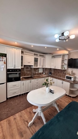 
  Продается 2-комн. квартира, 72 м², Доваторцев ул, д. 86/1
. Фото 1.