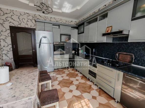 
  Продается дом, 320 м², Ессентуки
. Фото 8.