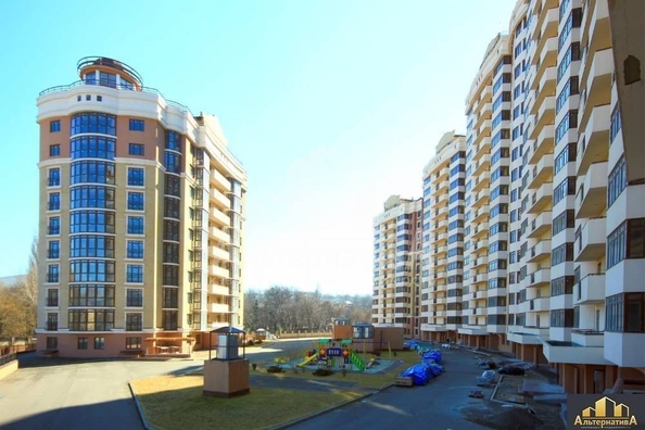 
  Продается 2-комн. квартира, 100 м², Победы пр-кт
. Фото 2.