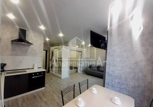 
  Продается 1-комн. квартира, 35 м², Окопная ул
. Фото 3.