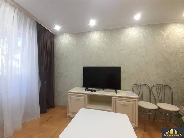 
  Сдается 2-комн. квартира, 48 м², Тельмана ул
. Фото 4.