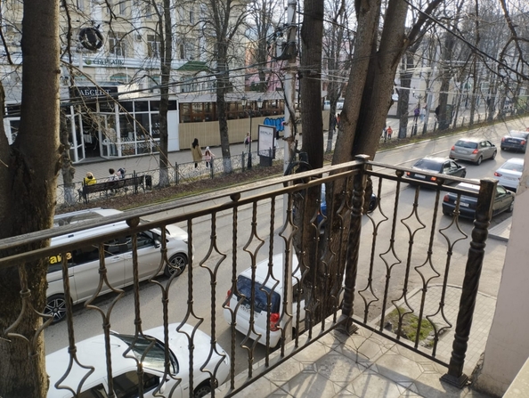 
  Продается 3-комн. квартира, 60.4 м², Кирова пр-кт, д. 64
. Фото 2.