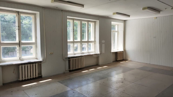 
  Сдается офис, 215 м², Доваторцев ул, д. 27
. Фото 2.