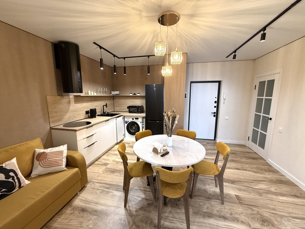 
  Продается 2-комн. квартира, 65 м², Бунимовича ул, д. 1
. Фото 5.