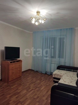 
  Сдается 2-комн. квартира, 70 м², Родосская ул, д. 11
. Фото 1.