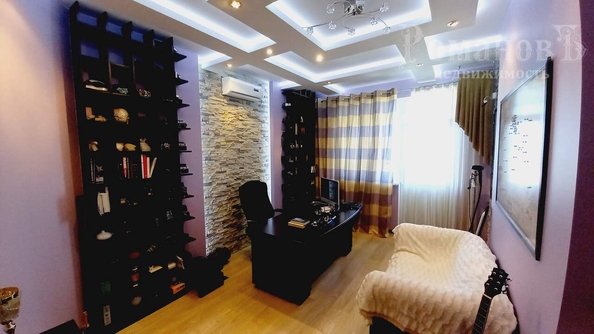 
  Продается 4-комн. квартира, 180 м², Дзержинского ул, д. 158
. Фото 11.