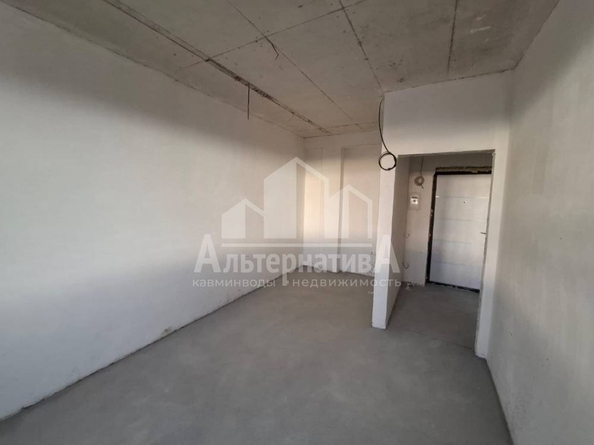 
  Продается 1-комн. квартира, 37 м², Патриса Лумумбы ул
. Фото 2.