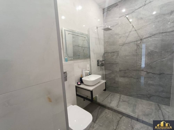 
  Продается 4-комн. квартира, 130 м², Шаумяна ул
. Фото 9.