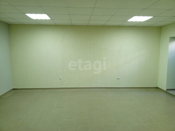 
  Продается универсальное помещение, 72 м², Пригородная ул, д. 251ак2
. Фото 3.