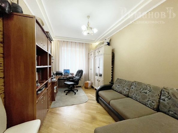 
  Продается 4-комн. квартира, 168.3 м², Доваторцев ул, д. 37/5
. Фото 8.