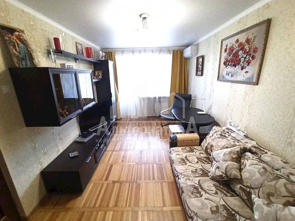 
  Продается 3-комн. квартира, 54 м², Островского ул
. Фото 1.