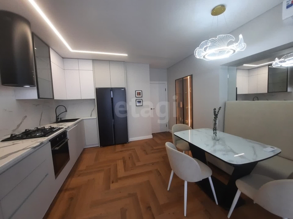 
  Продается 3-комн. квартира, 84 м², Алексея Яковлева ул, д. 1/1
. Фото 3.