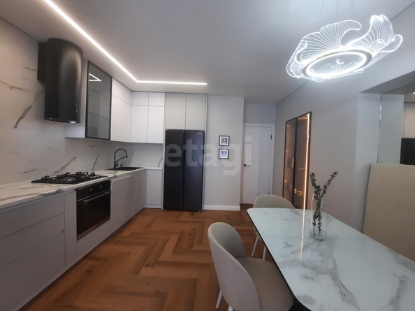 
  Продается 3-комн. квартира, 84 м², Алексея Яковлева ул, д. 1/1
. Фото 4.