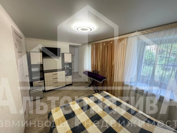 
  Продается 2-комн. квартира, 42 м², Солнечный пер
. Фото 2.