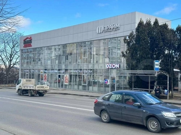 
  Продается универсальное помещение, 685 м², Победы пр-кт
. Фото 1.